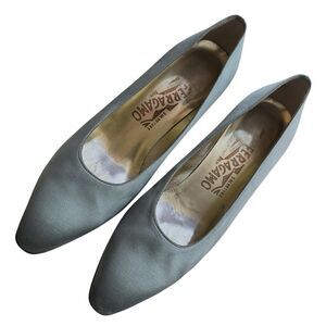 SALVATORE FERRAGAMO Iconic & Luxurious Sage Green Satin Pumps Size 8B   Reg $695